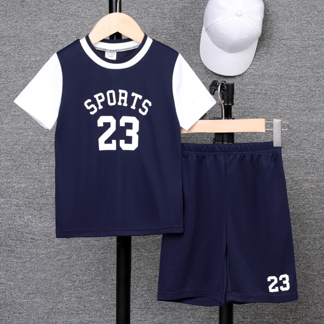 2pcs Kid Boy Letter Number Print Two Tone Colorblock Sports Top and Shorts Set  Dark Blue big image 1