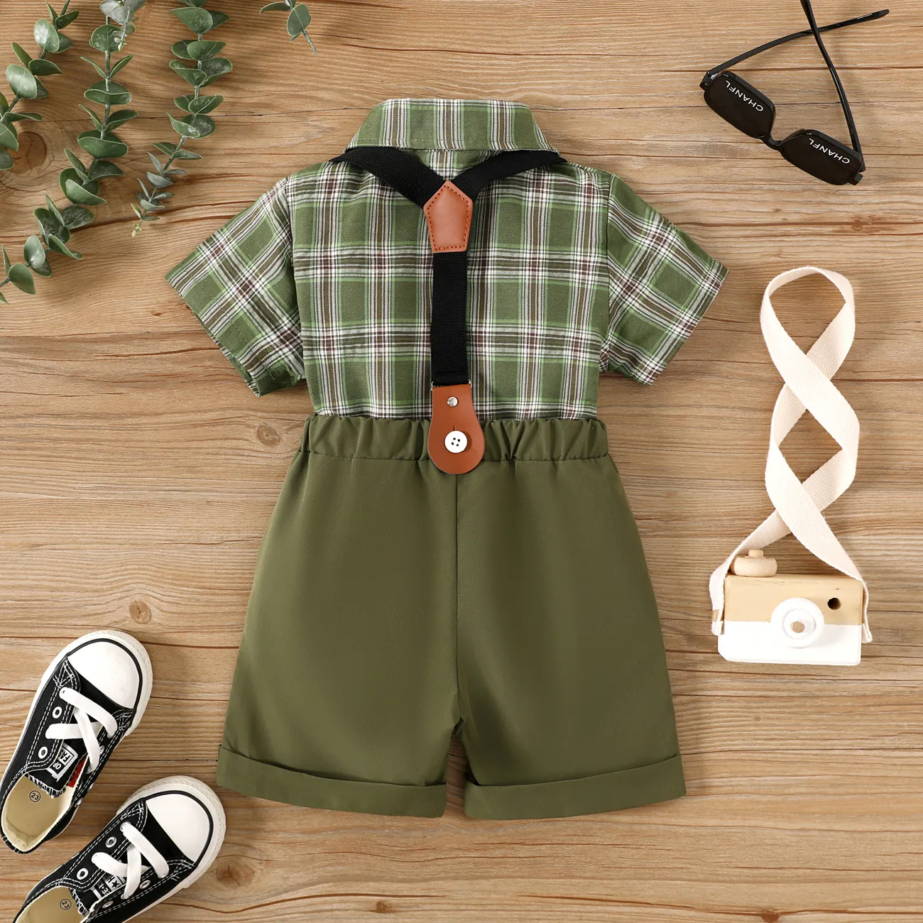 2pcs Toddler Boy Front Buttons Bow Tie Plaid Lapel Collar Short-sleeve Top and Pockets Overalls Set MultiColour big image 1