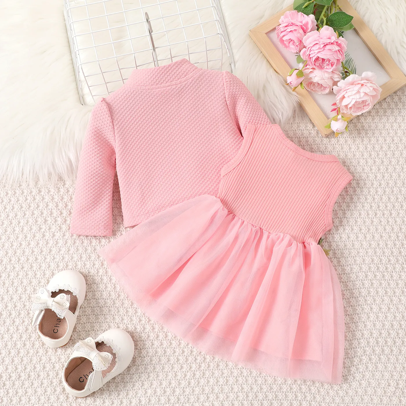 2pcs Baby Girl Buttons Front Long-sleeve Textured Jacket and Floral Decor Mesh Panel Tank Dress Set Pink image 2