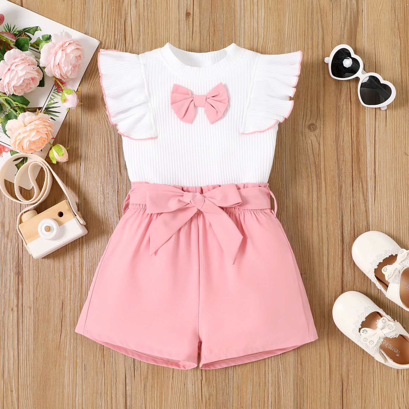

2pcs Toddler Girl Bow Front Ruffle-sleeve Rib-knit Top and Belted Shorts Set