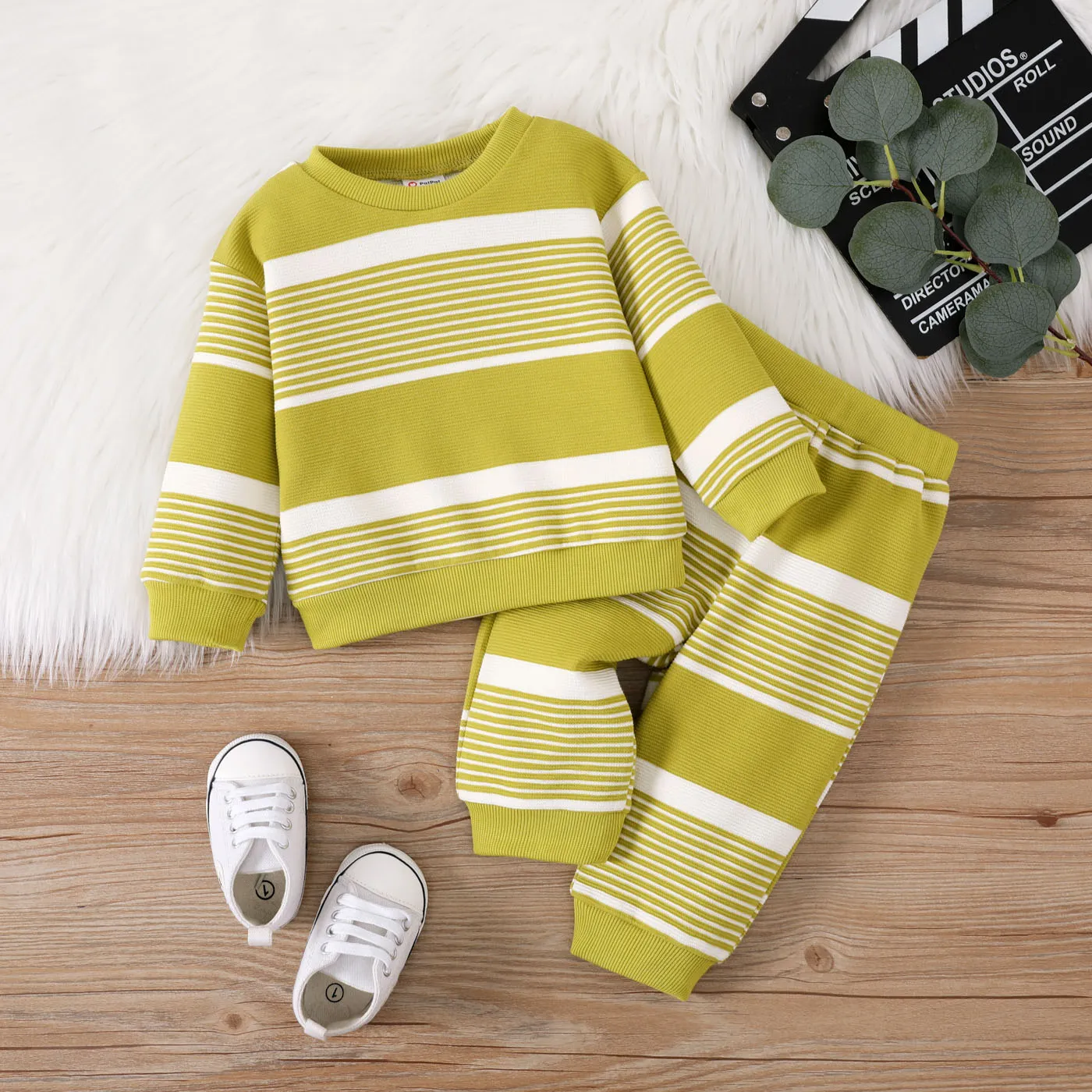 2pcs Baby Boy Stripe Long-sleeve Top and Pants Set Green big image 1