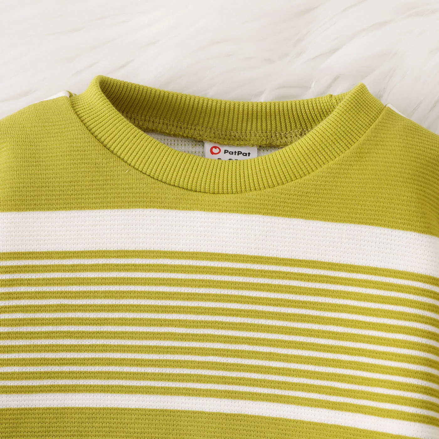 2pcs Baby Boy Stripe Long-sleeve Top and Pants Set Green image 3