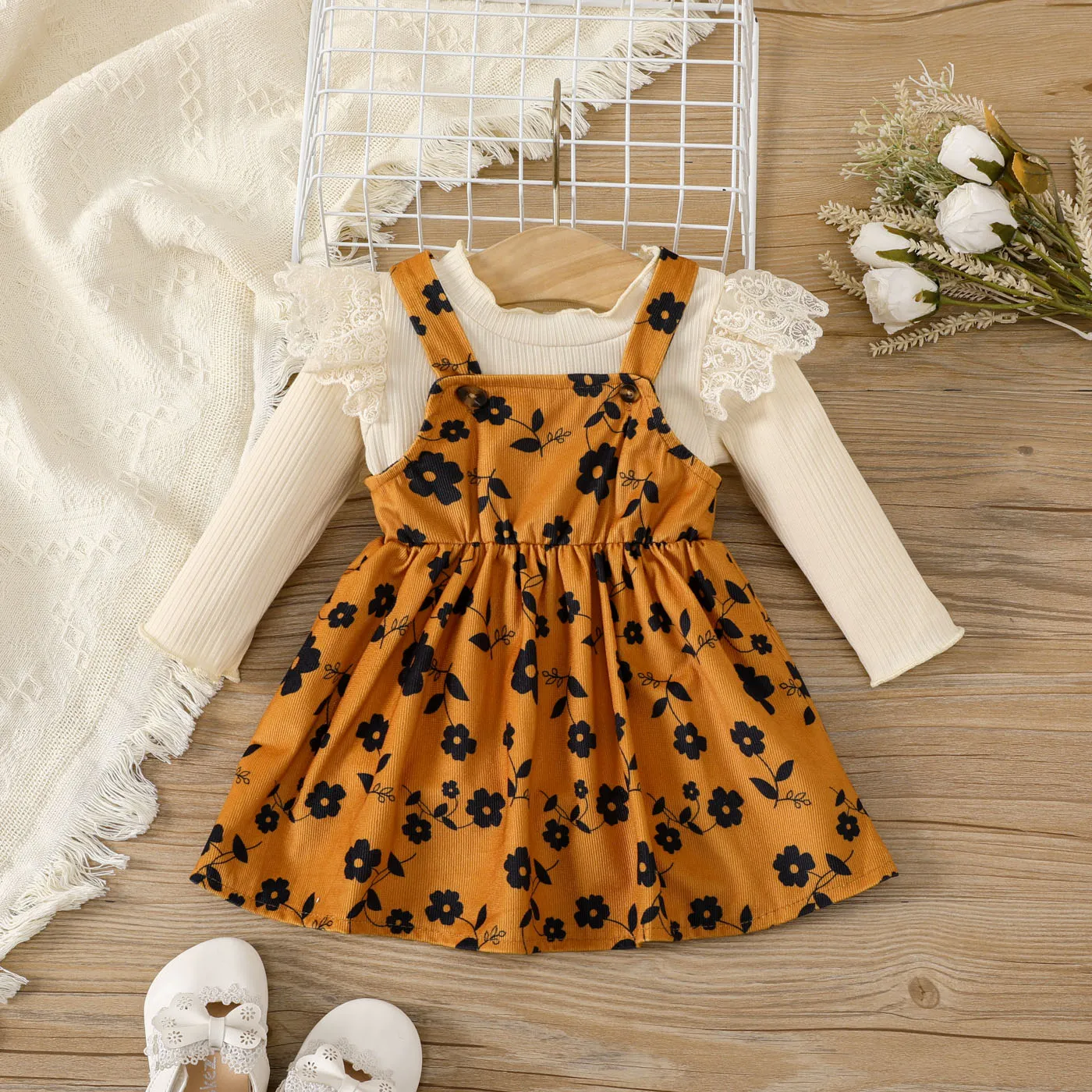 2pcs Baby Girl Lace Trim Long-sleeve Rib-knit Top And Floral Print Cami Dress Set
