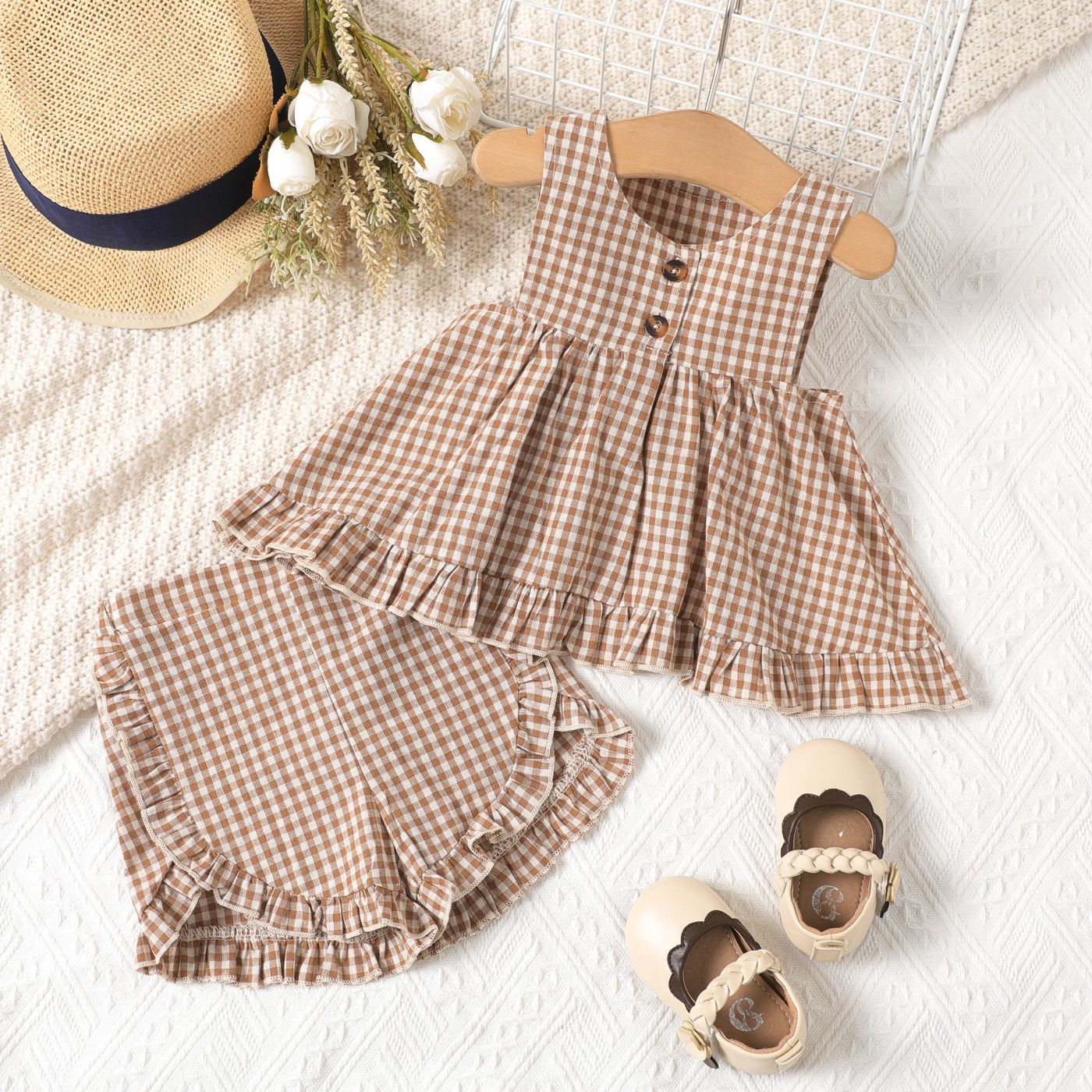 

2pcs Baby Girl 100% Cotton Plaid Peplum Tank Top and Ruffle Trim Shorts Set