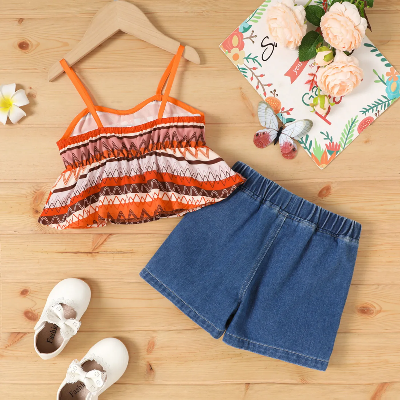 2pcs Toddler Girl Boho Twist Knot Front Camisole and Ripped Denim Shorts Set   Brown image 2