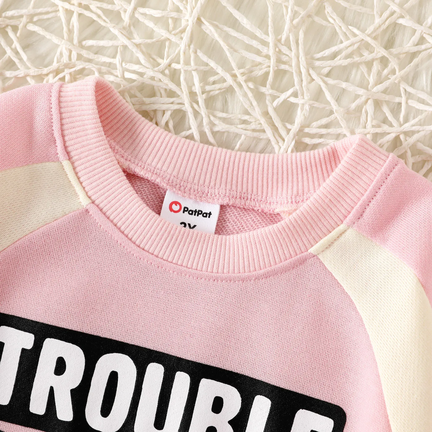 Toddler Girl/Boy Letter Print Pullover Sweatshirt   image 4