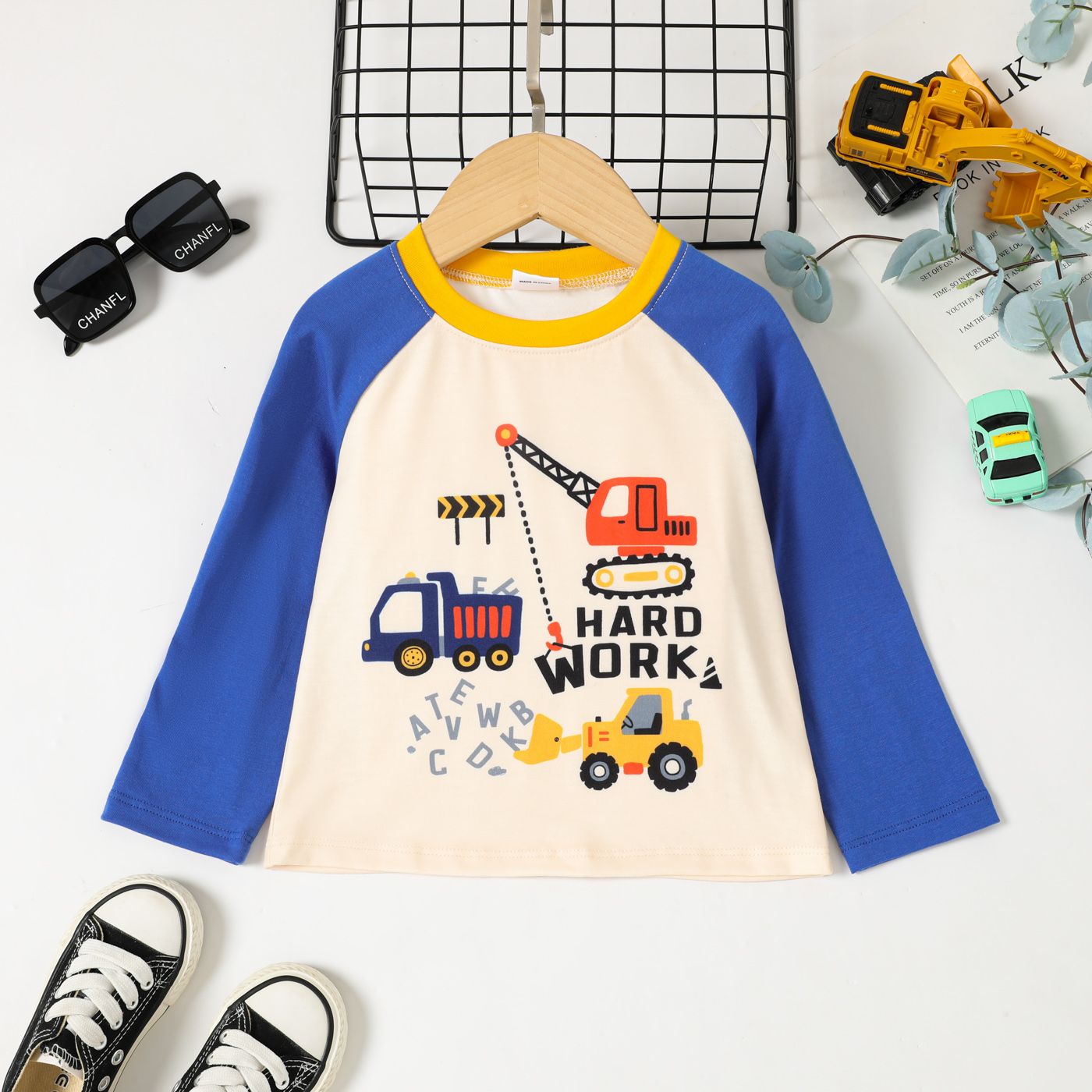 

Toddler Boy Vehicle Pattern Colorblock Long-sleeve Tee