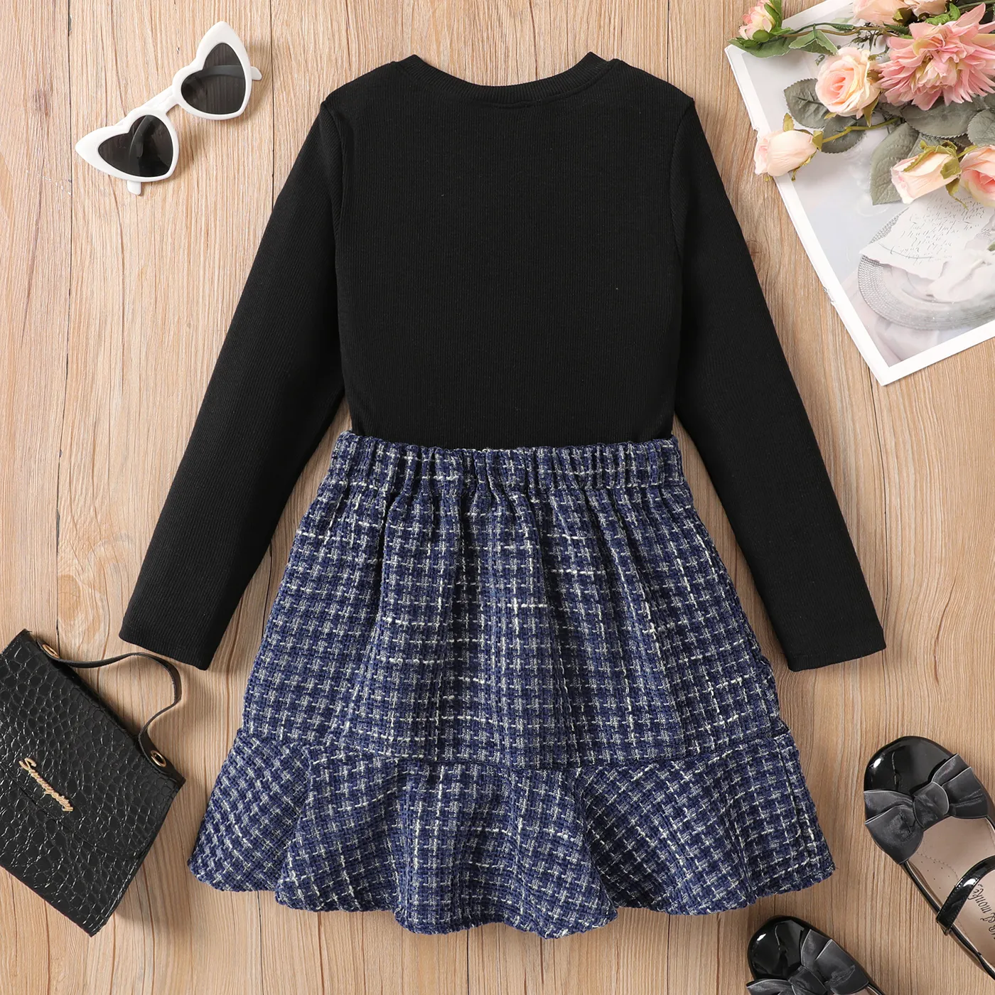 2pcs Kid Girl Solid Ribbed Long-sleeve Tee and Buttons Front Ruffle Skirt Set Black image 2