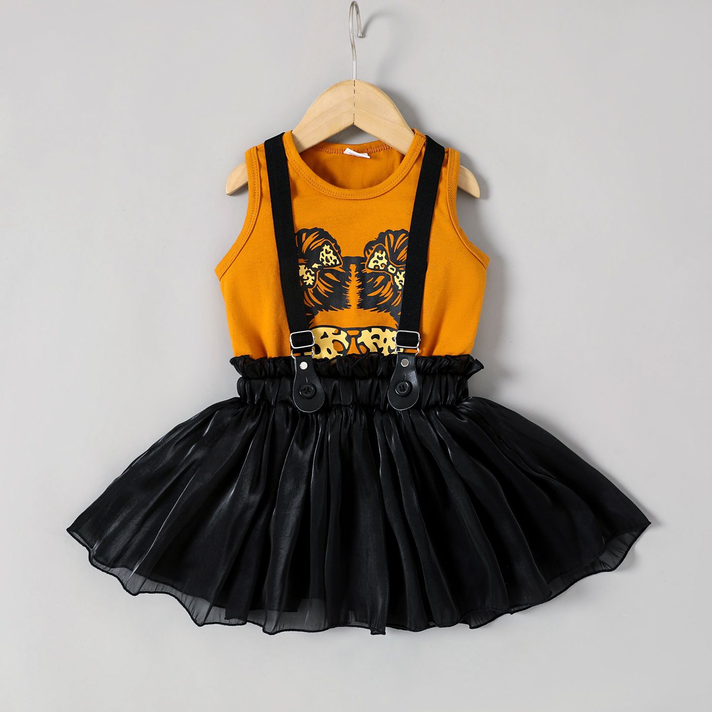 2pcs Toddler Girl Figure Print Tank Top and Suspender Skirt Set