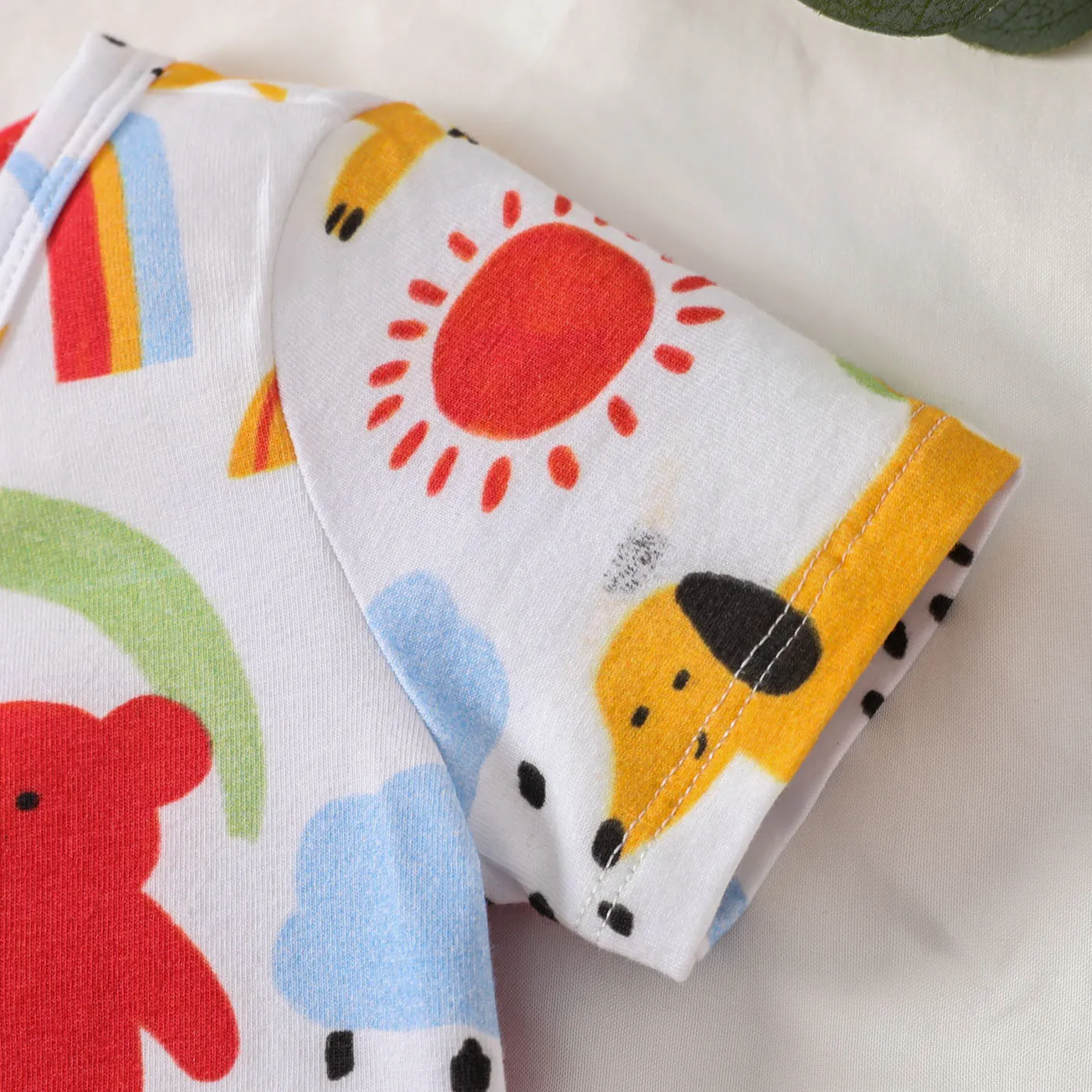 Baby Girl/Boy Allover Print Button Decor Short-sleeve Bodysuit  Color block image 4