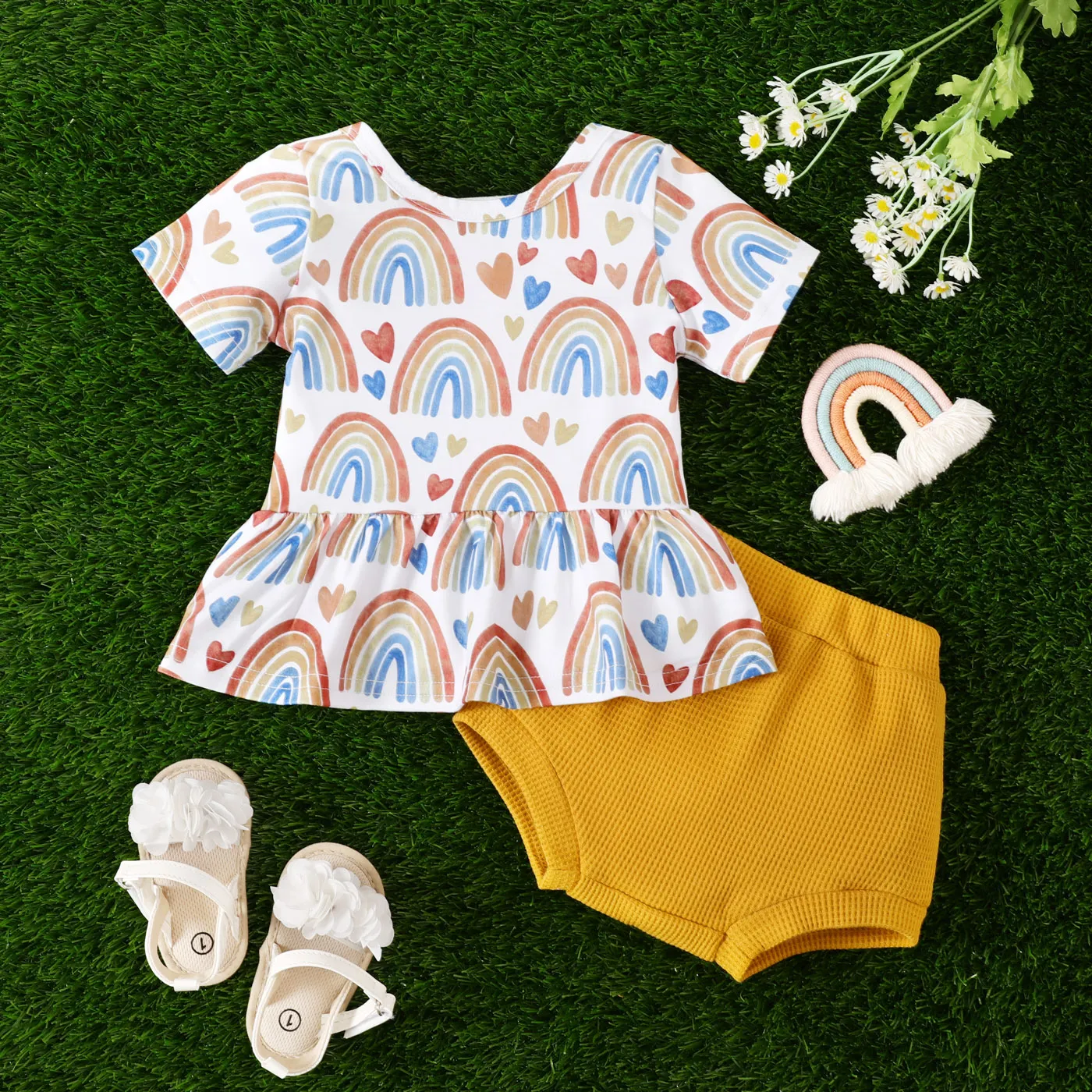 2pcs Baby Girl Allover Rainbow Print Short-sleeve Tee and Solid Waffle Shorts Set Ginger image 2