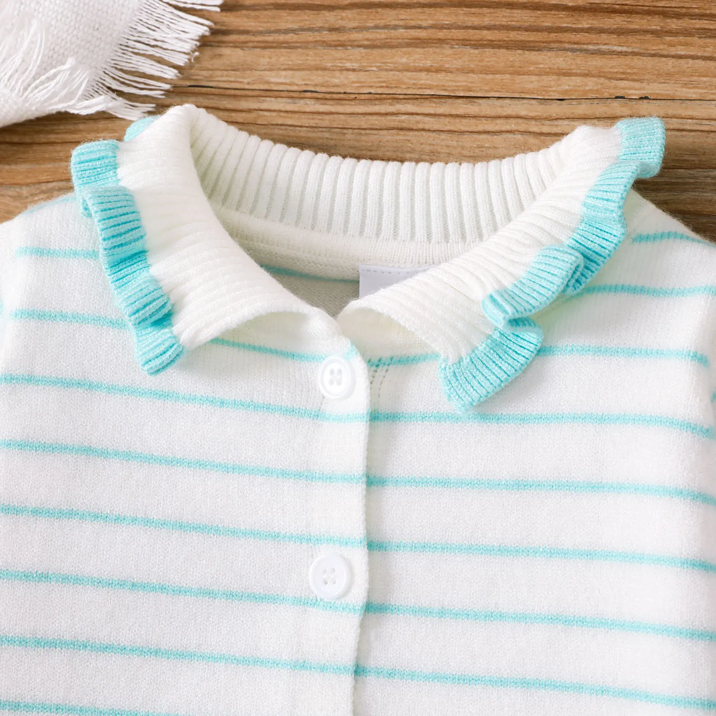 2pcs Baby Girl Ruffle Buttons Front Stripe Long-sleeve Sweater and Solid Pleated Skirt Set  image 5