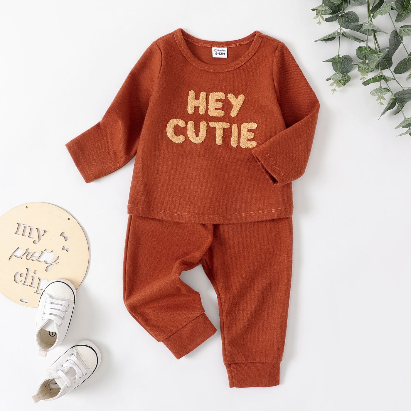 2pcs Baby Girl/Boy Letter Embroidered Pullover Sweatshirt And Pants Set