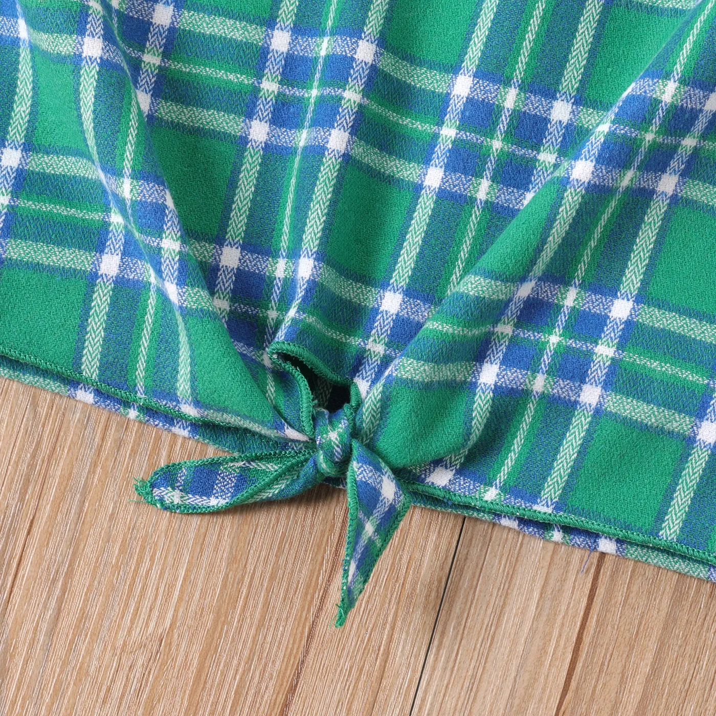 2pcs Kid Girl Knot Hem Plaid Tank Top and Letter Tape Plaid Pants Set   image 3
