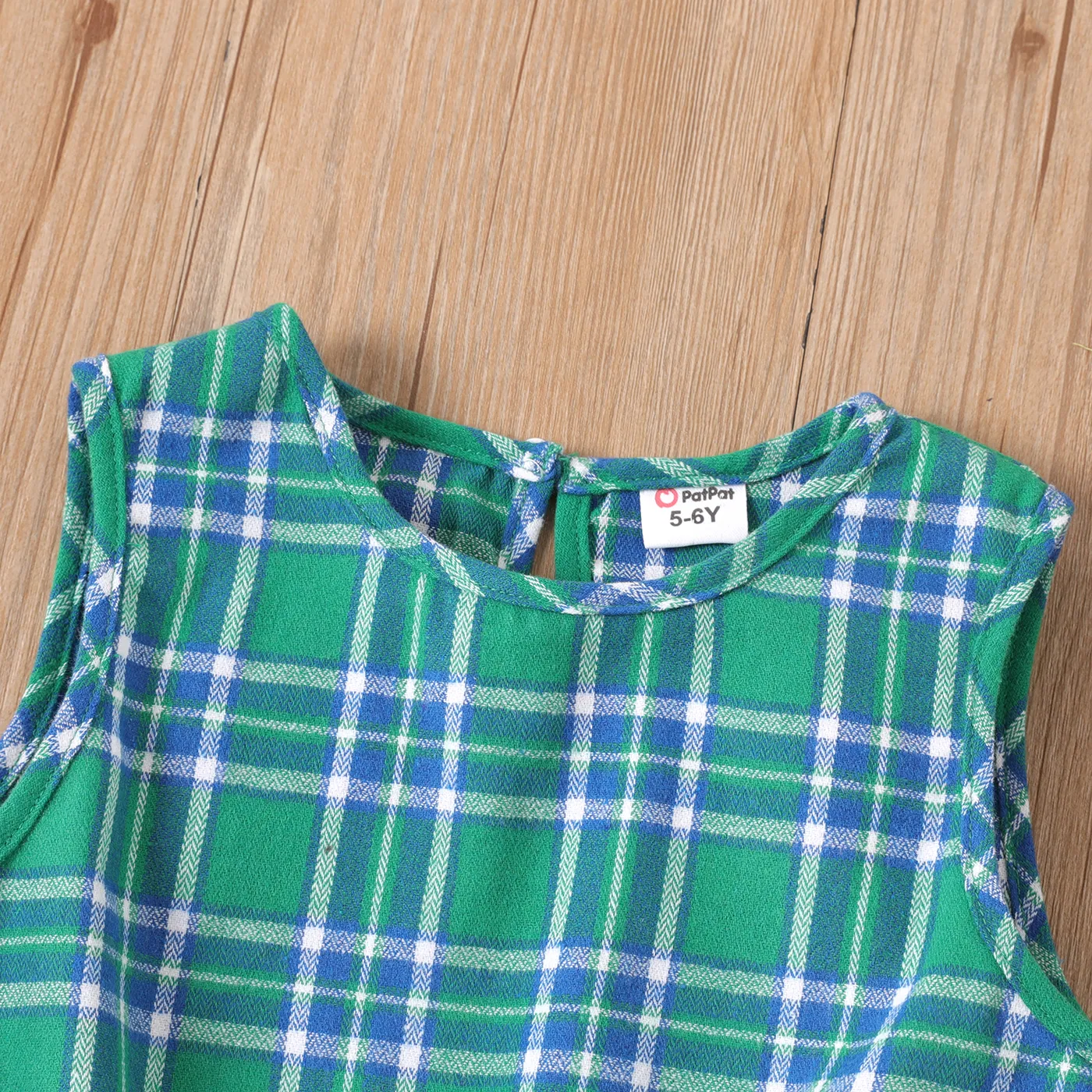 2pcs Kid Girl Knot Hem Plaid Tank Top and Letter Tape Plaid Pants Set   image 5