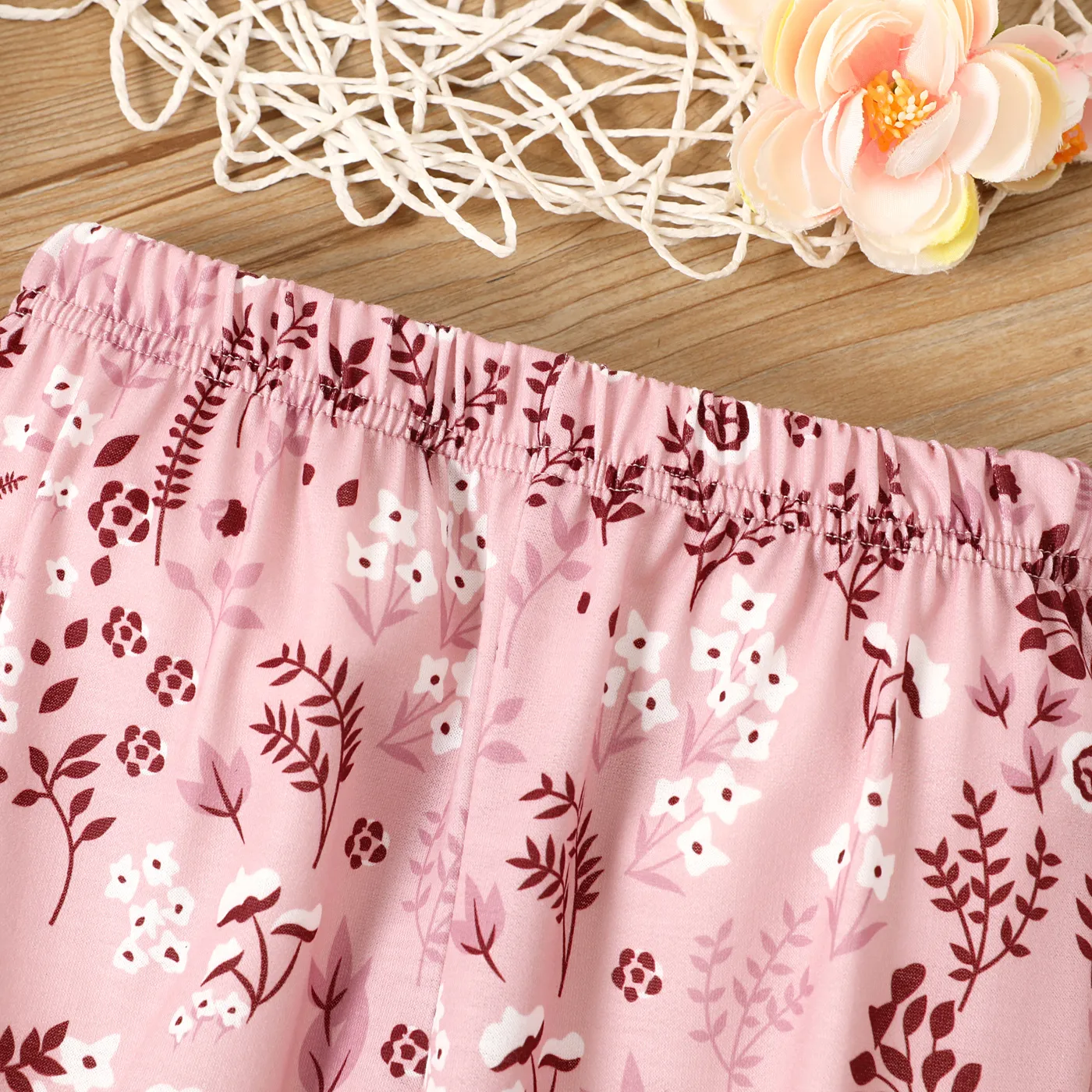 3pcs Toddler Girl Letters Floral Print Ruffle Long-sleeve Top and Pants & Headband Set  image 5