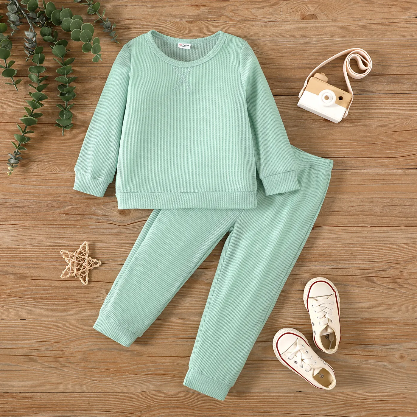 2pcs Toddler Boy/Girl  Basic Design Solid Set Pale Green big image 1