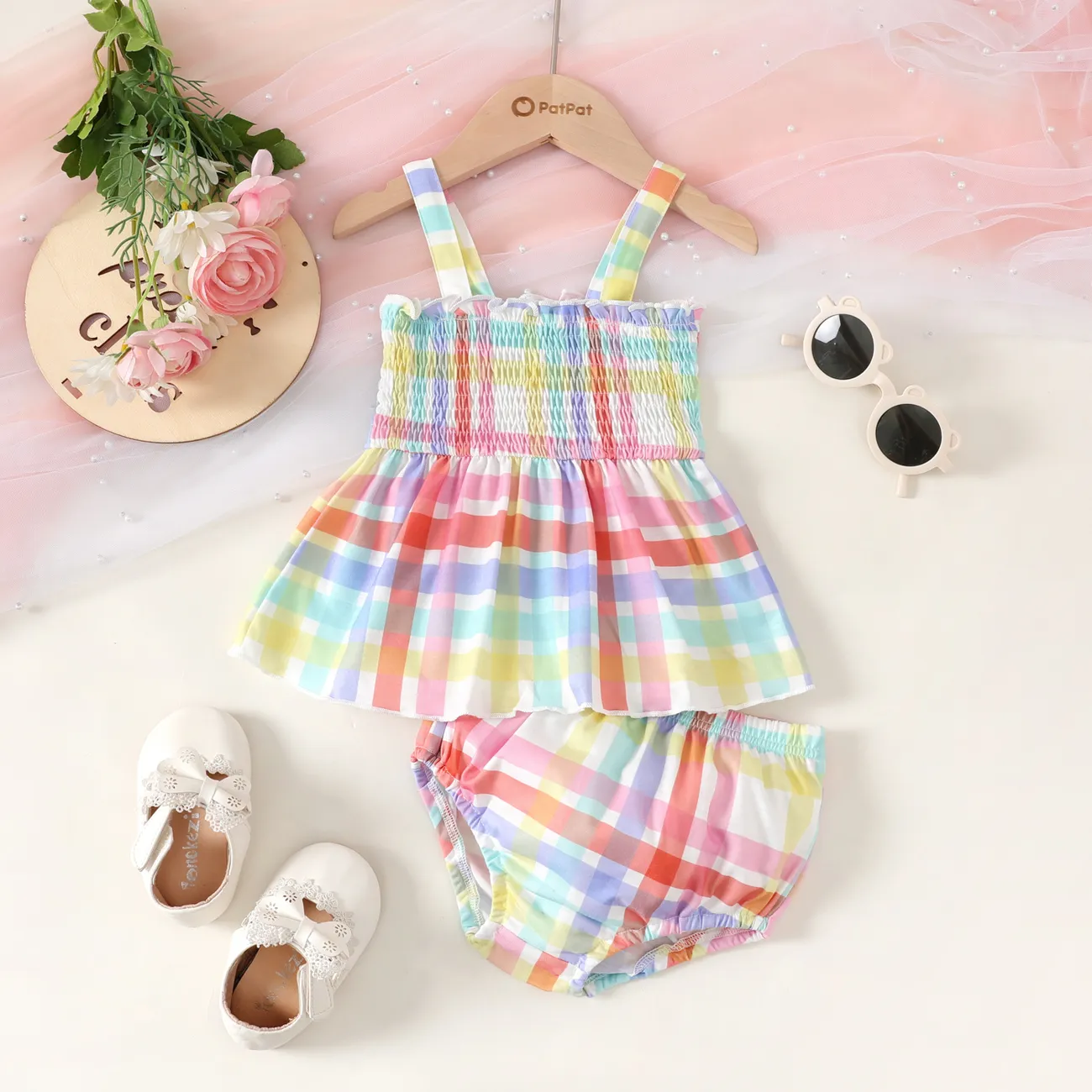 2pcs Baby Girl Colorful Stripe Smocked Cami Top and Shorts Set   big image 1