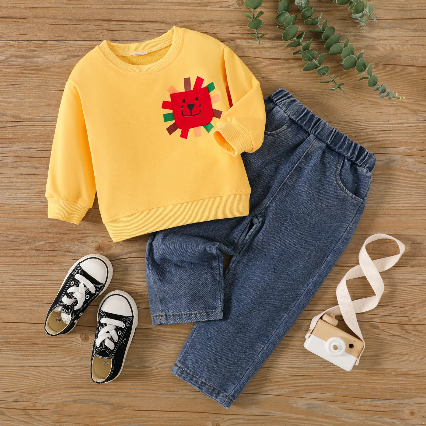 2pcs Toddler Boy Patch Pocket Pullover Sweatshirt and Jeans Set  Yellow big image 1