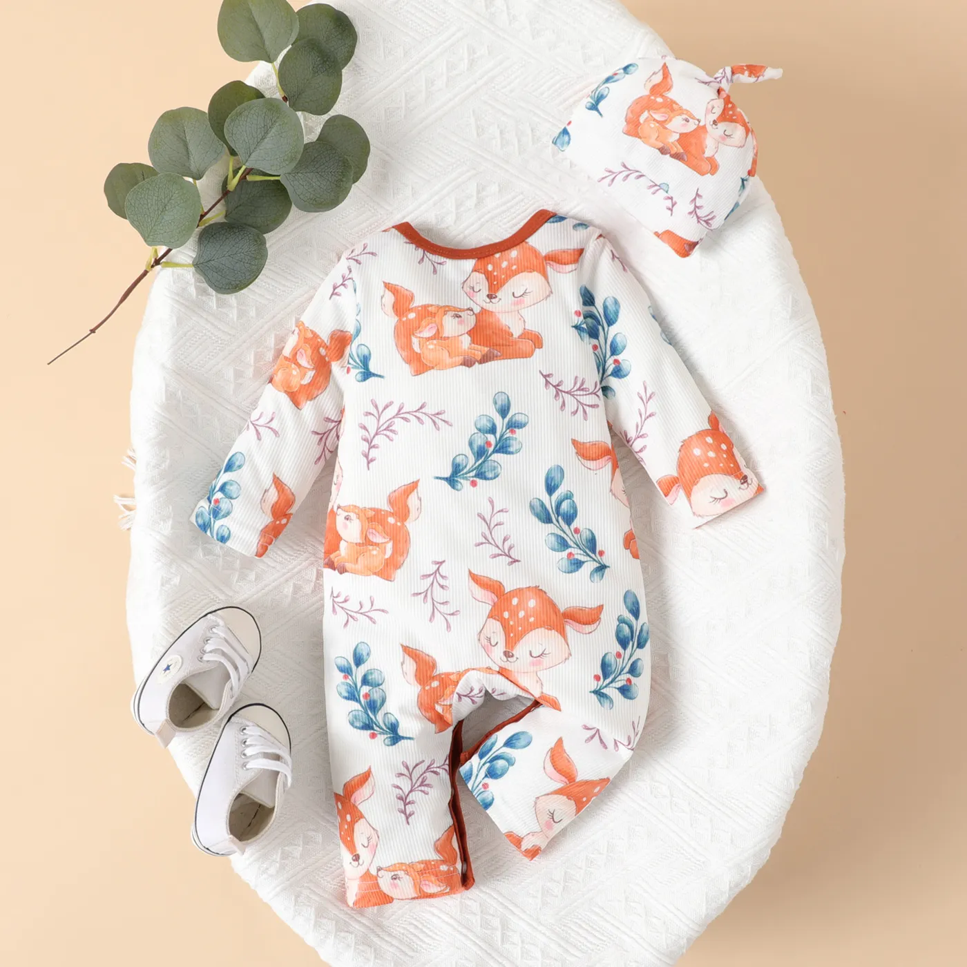 2pcs Baby Girl/Boy Allover Animal Print Long-sleeve Jumpsuit with Beanie Hat   image 2