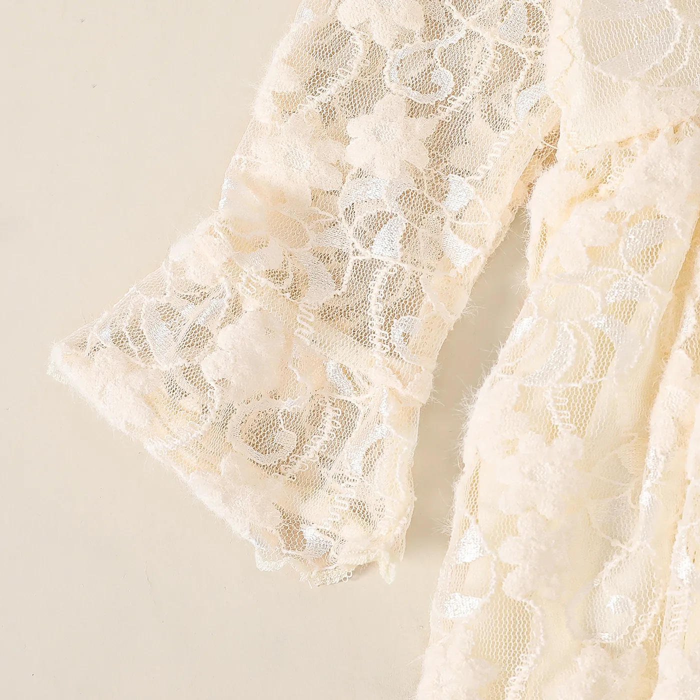 Baby Girl Sweet Solid Color Lace Long Sleeve Dresses  image 5