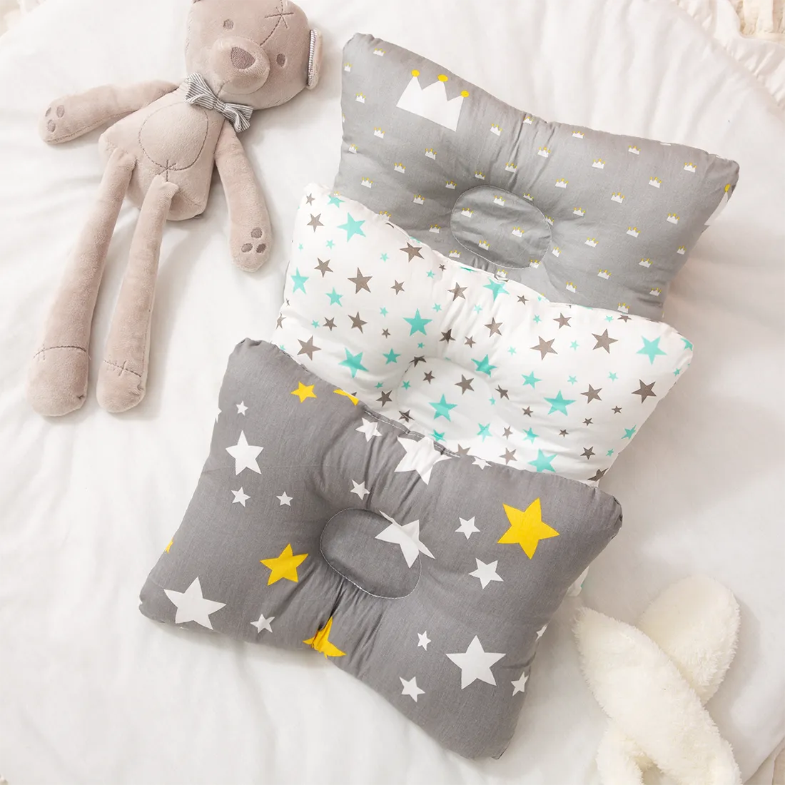 100% Cotton Baby Pillow Newborn Baby Anti Flat Head Baby Sleep Pillow Baby Bedding Sleep Positioner Support Pillow (25*19 cm/9.84*7.48inch  0-12 months) Light Grey image 3