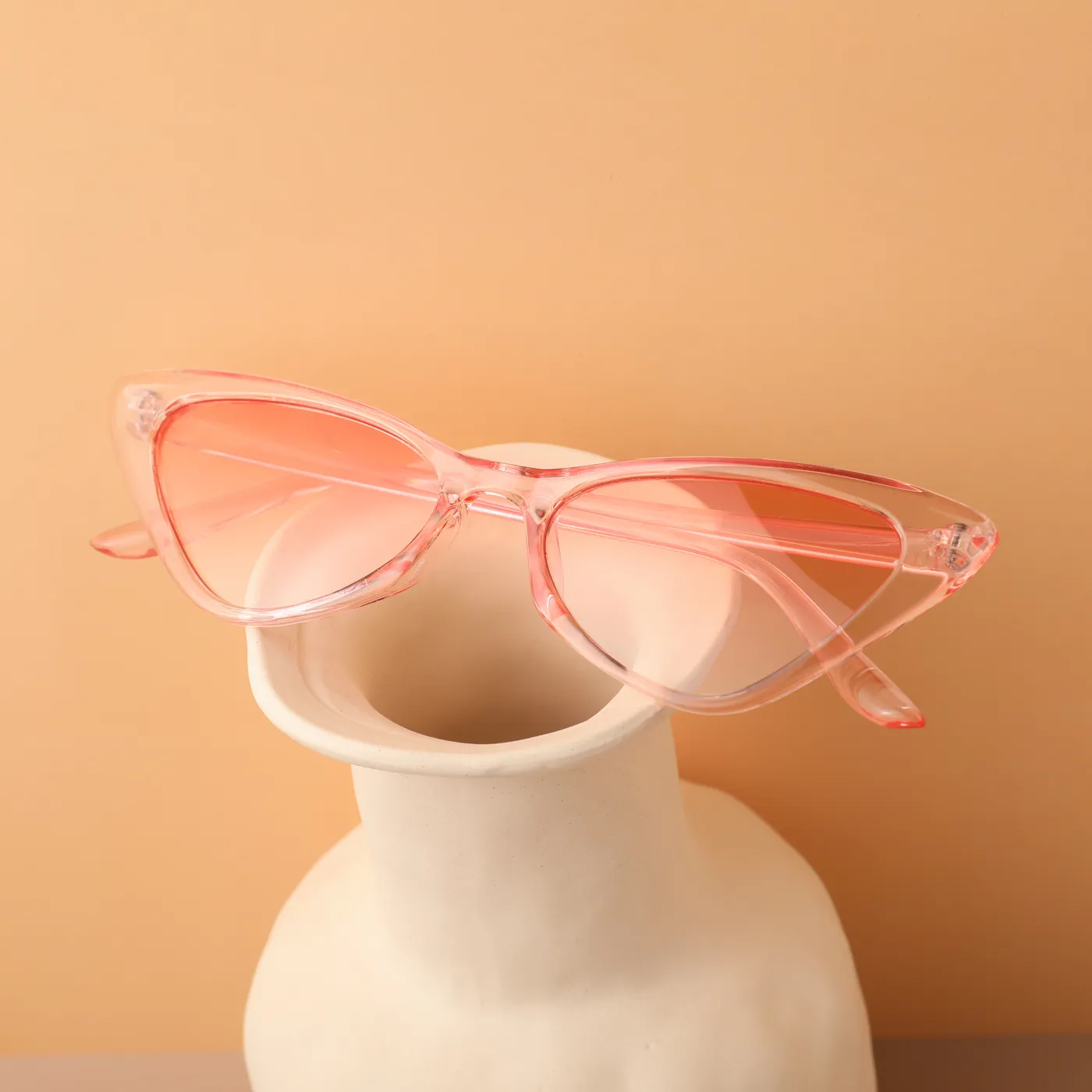 Toddler/Kid Triangular Cat Eye Sunglasses  image 1