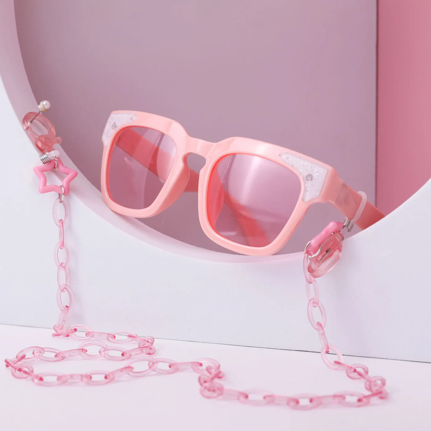 Kid Fashion Sunglasses with Glasses Chain   image 2