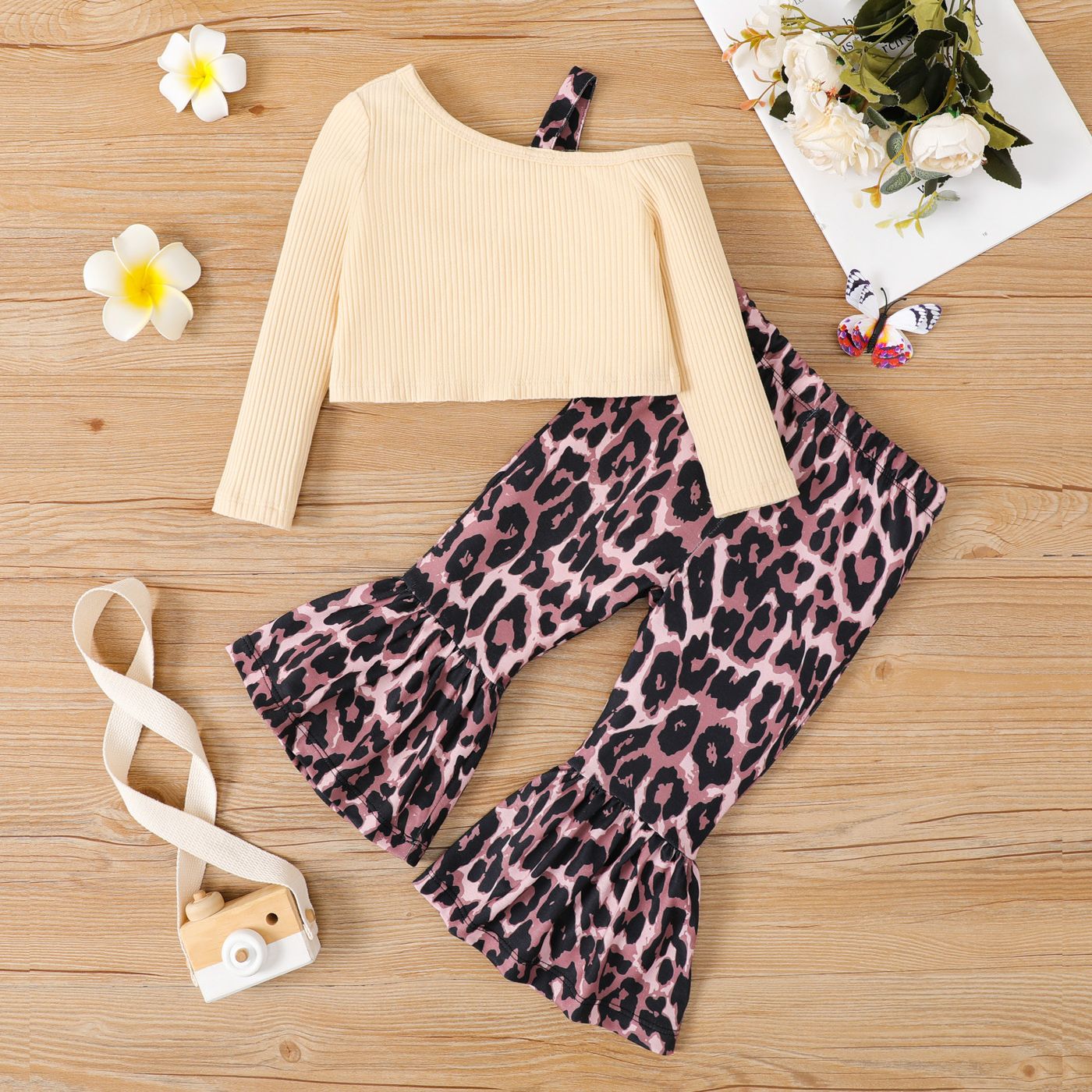 2pcs Toddler Girl Solid Long-sleeve One-Shoulder Top And Leopard Flared Pants Set