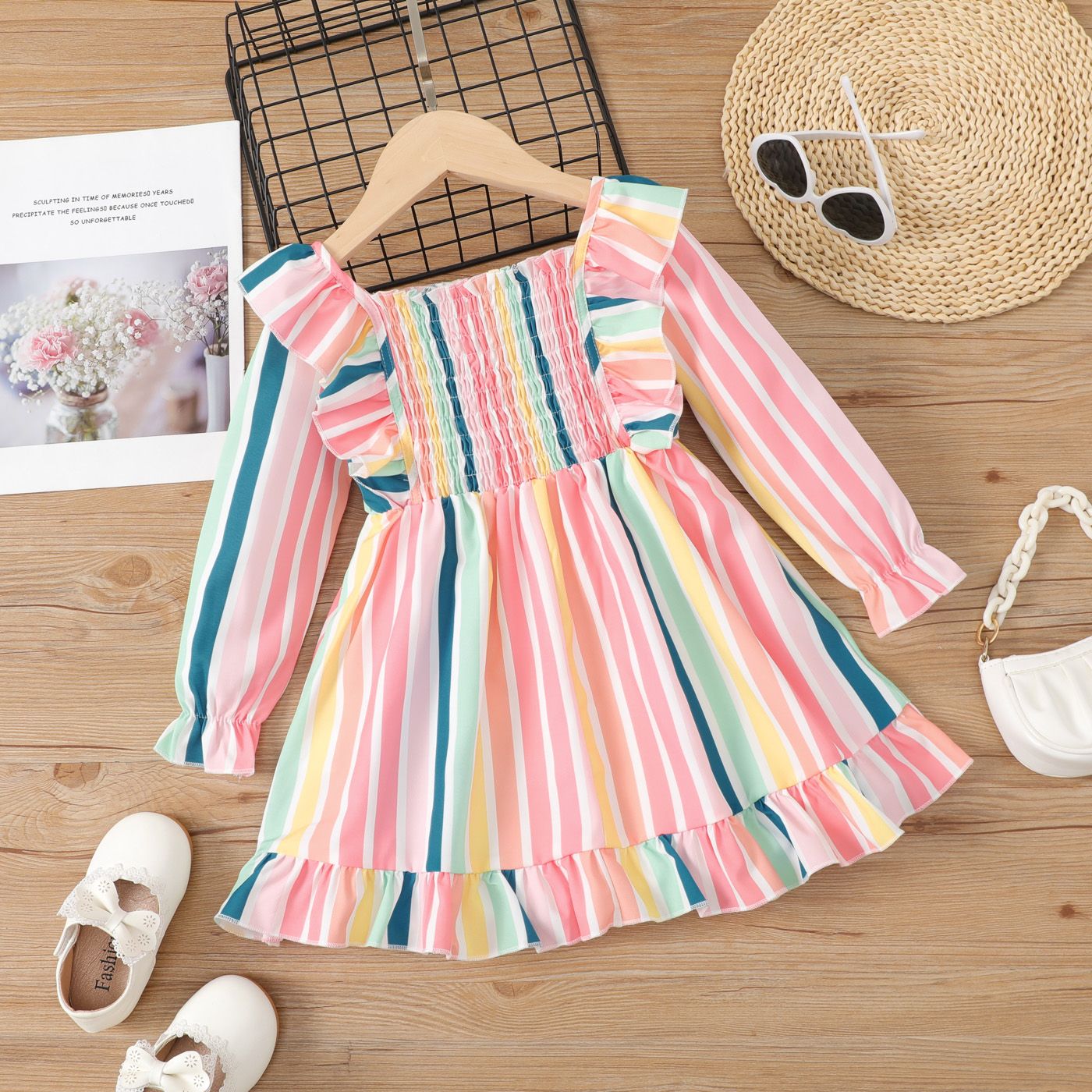 Toddler Girl Colorful Stripe Ruffled Smocked Robe à Manches Longues