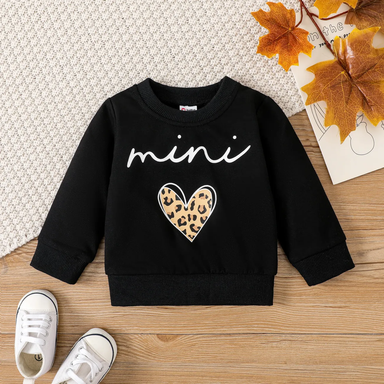 Baby Boy/Girl Letters & Heart Print Long-sleeve Sweatshirt