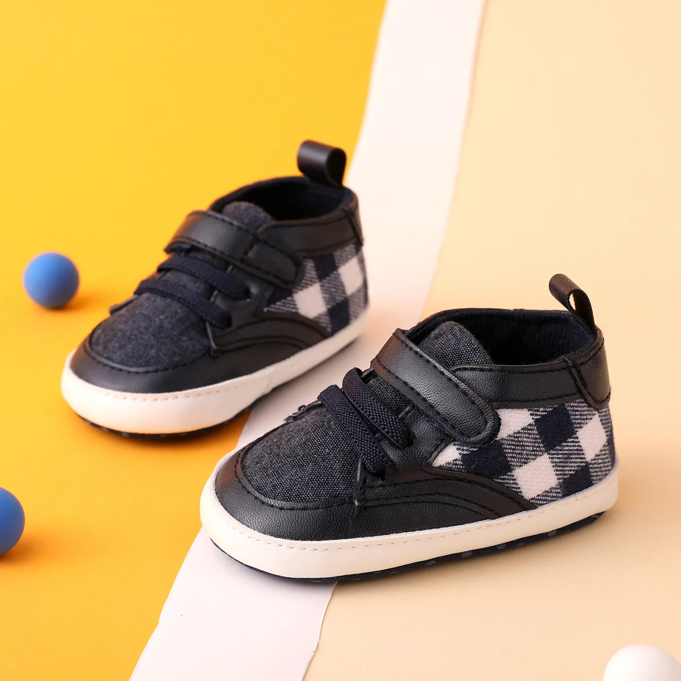 Baby Plaid Pattern Velcro Prewalker Shoes