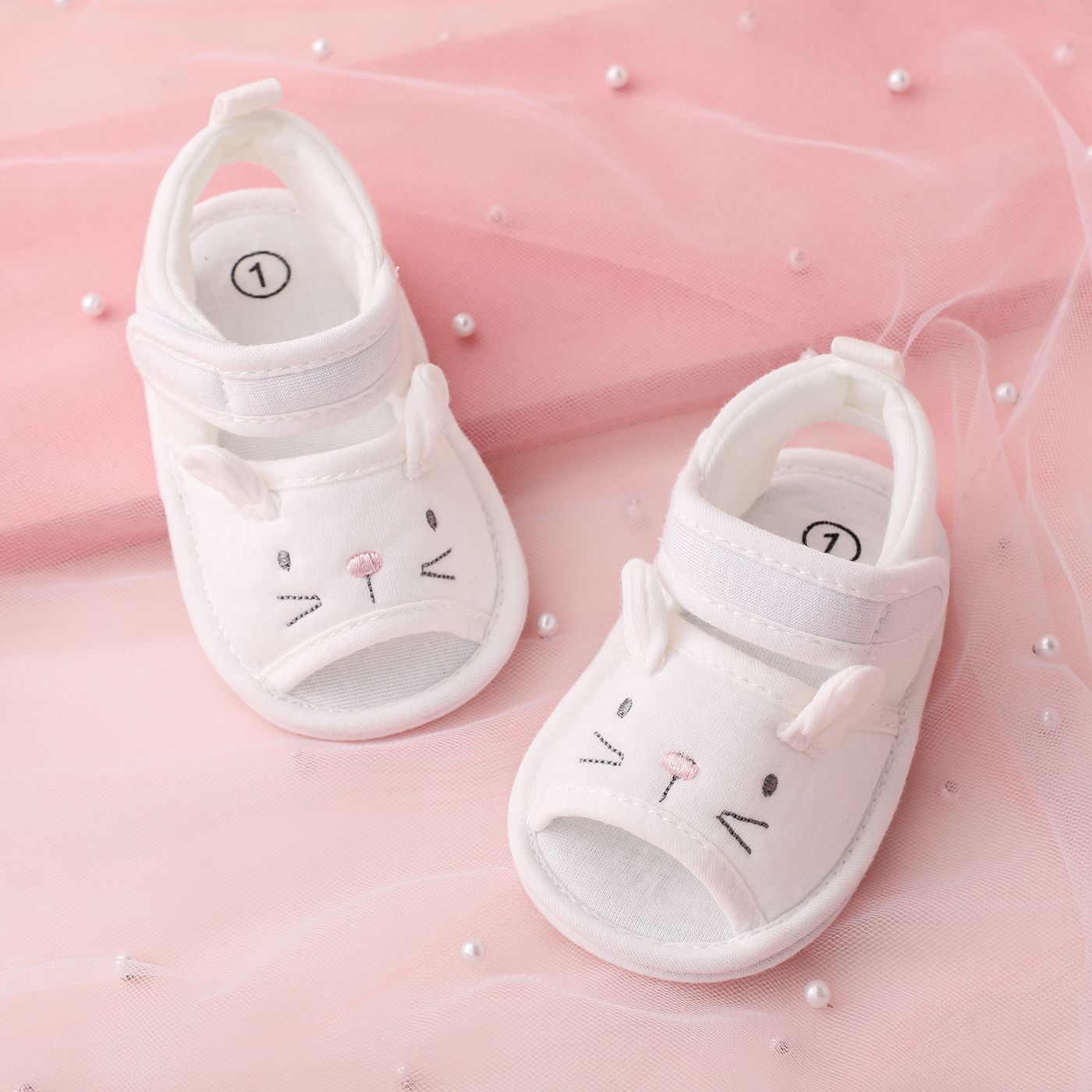 

Baby Cute Animal Pattern Velcro Prewalker Shoes
