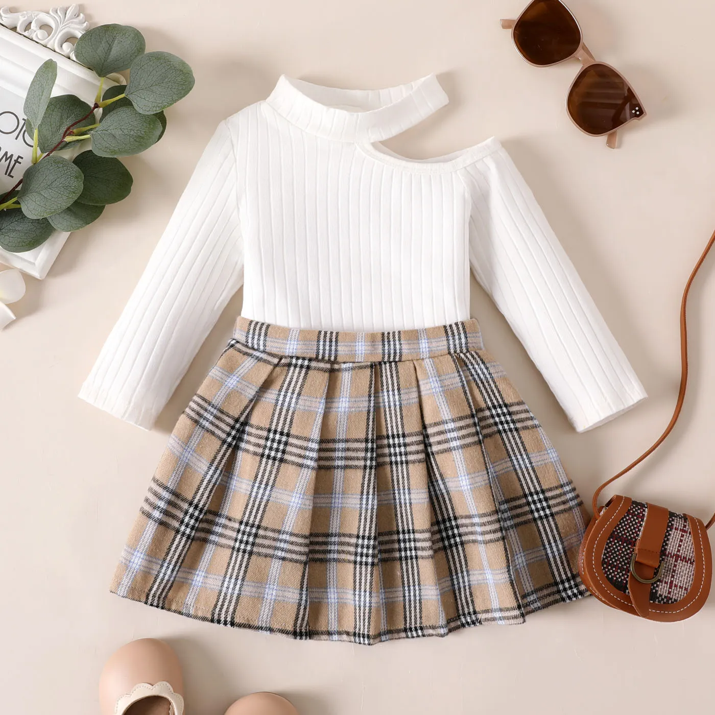 2pcs Baby Girl Rib-knit Cold Shoulder Halterneck Top and Plaid Skirt Set  image 1