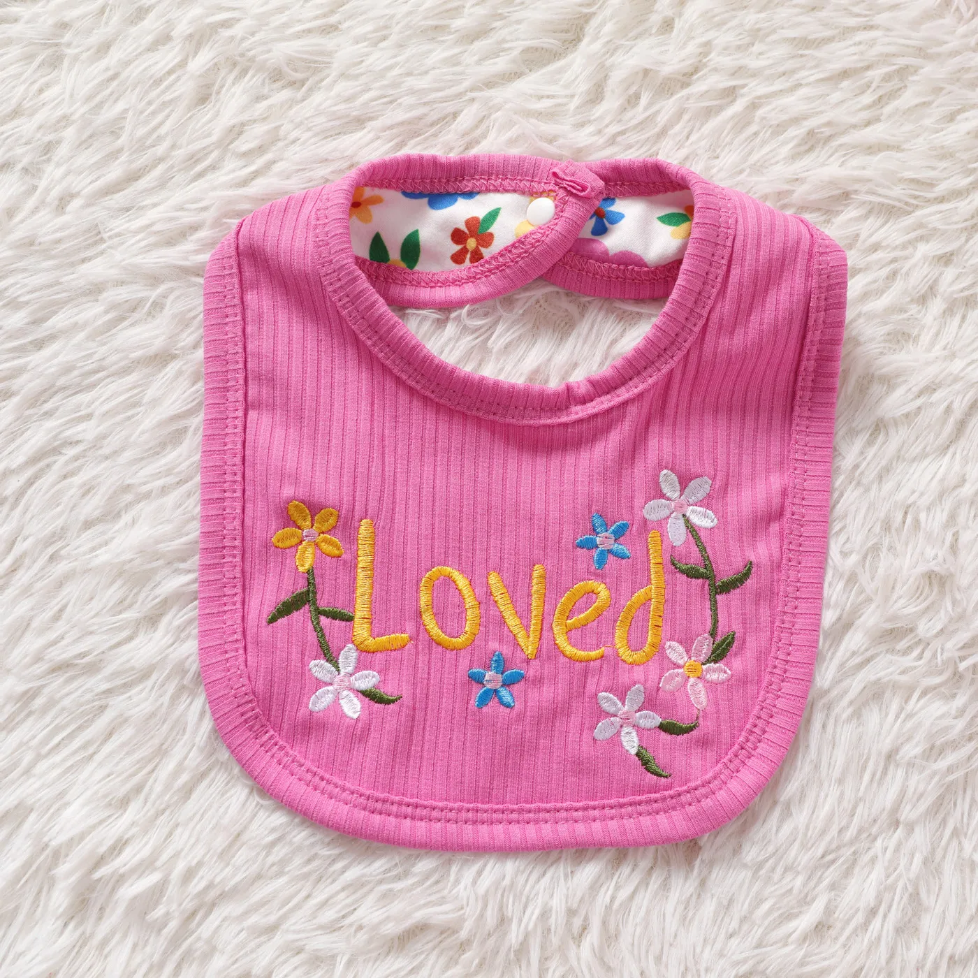 3pcs Baby Girl Allover Floral Print Ruffle Long-sleeve Romper and Ribbed Solid Pants & Bib Set Hot Pink image 3