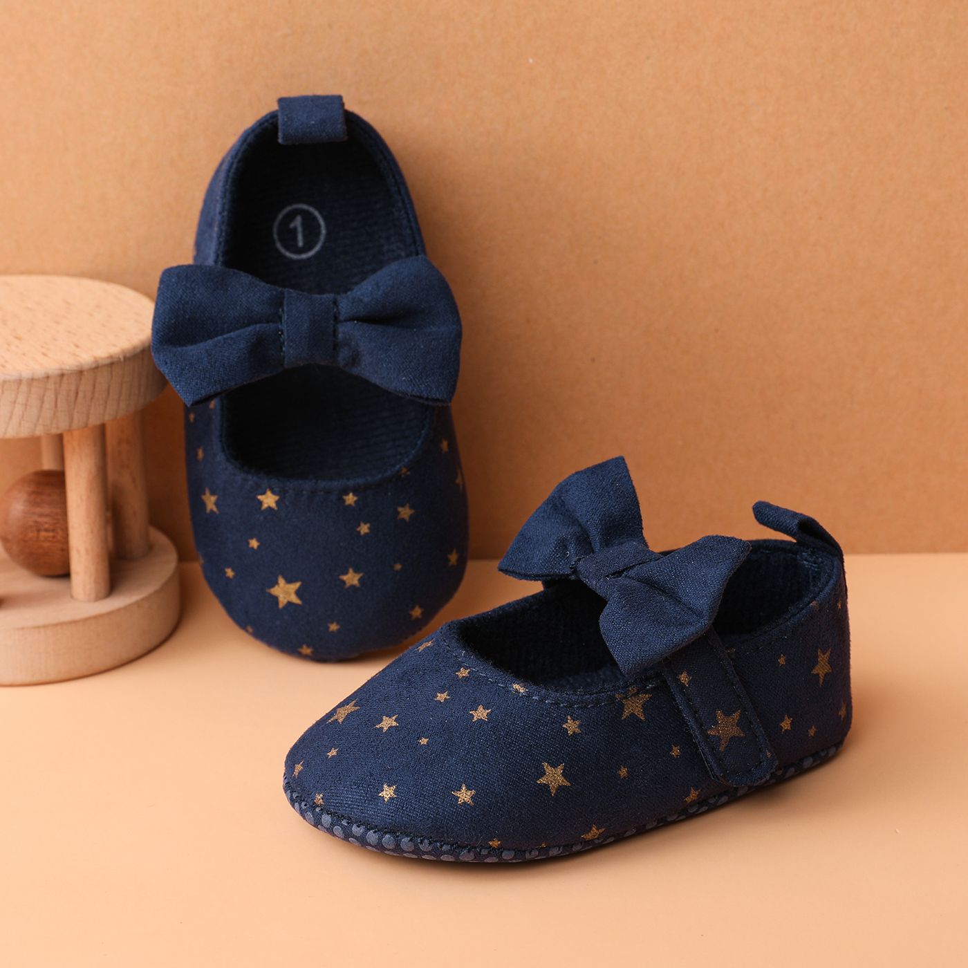 

Baby Stars Pattern Bow Decor Prewalker Shoes