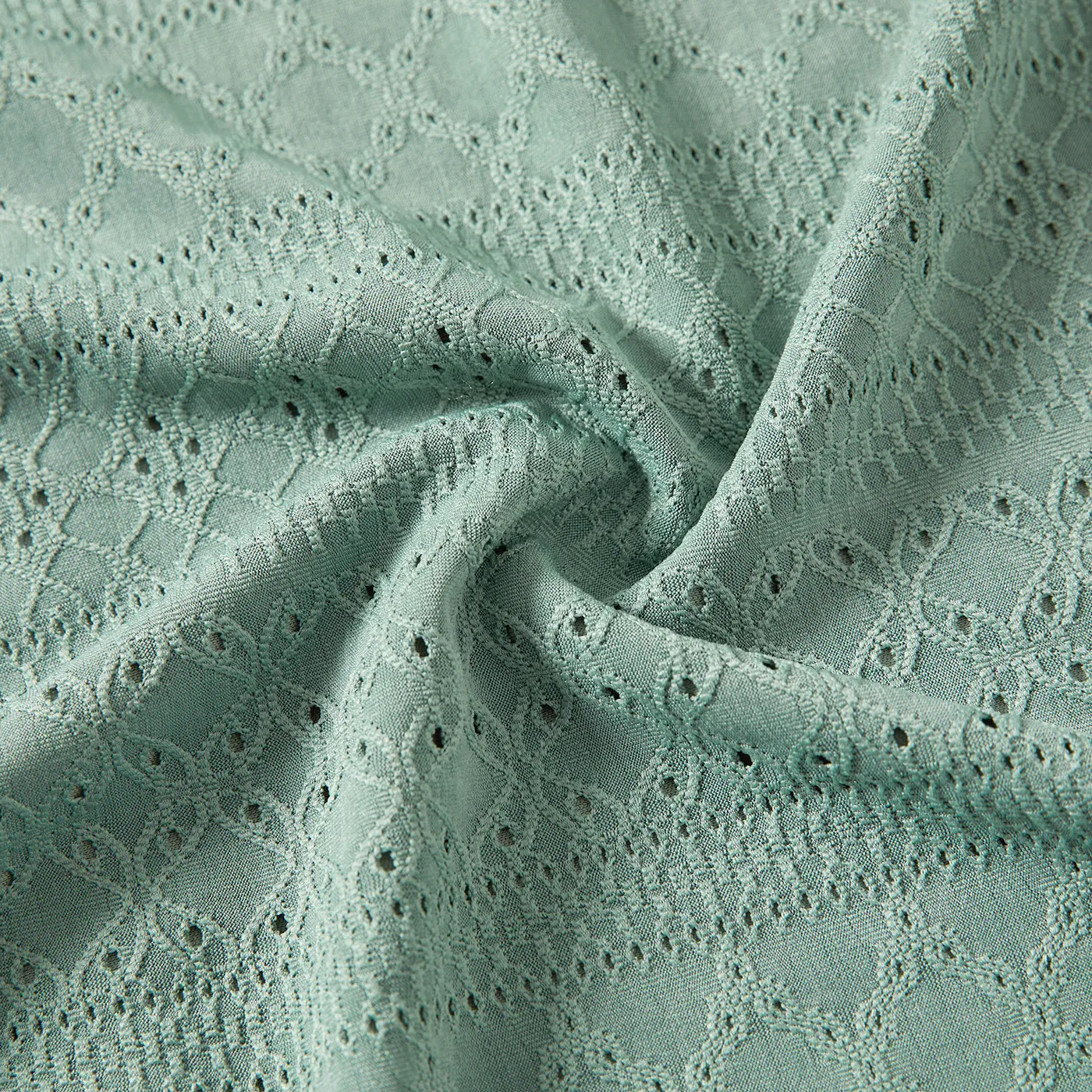 Family Matching Mint Green Lace Dresses And Color-block Long-sleeve tops Sets  image 5