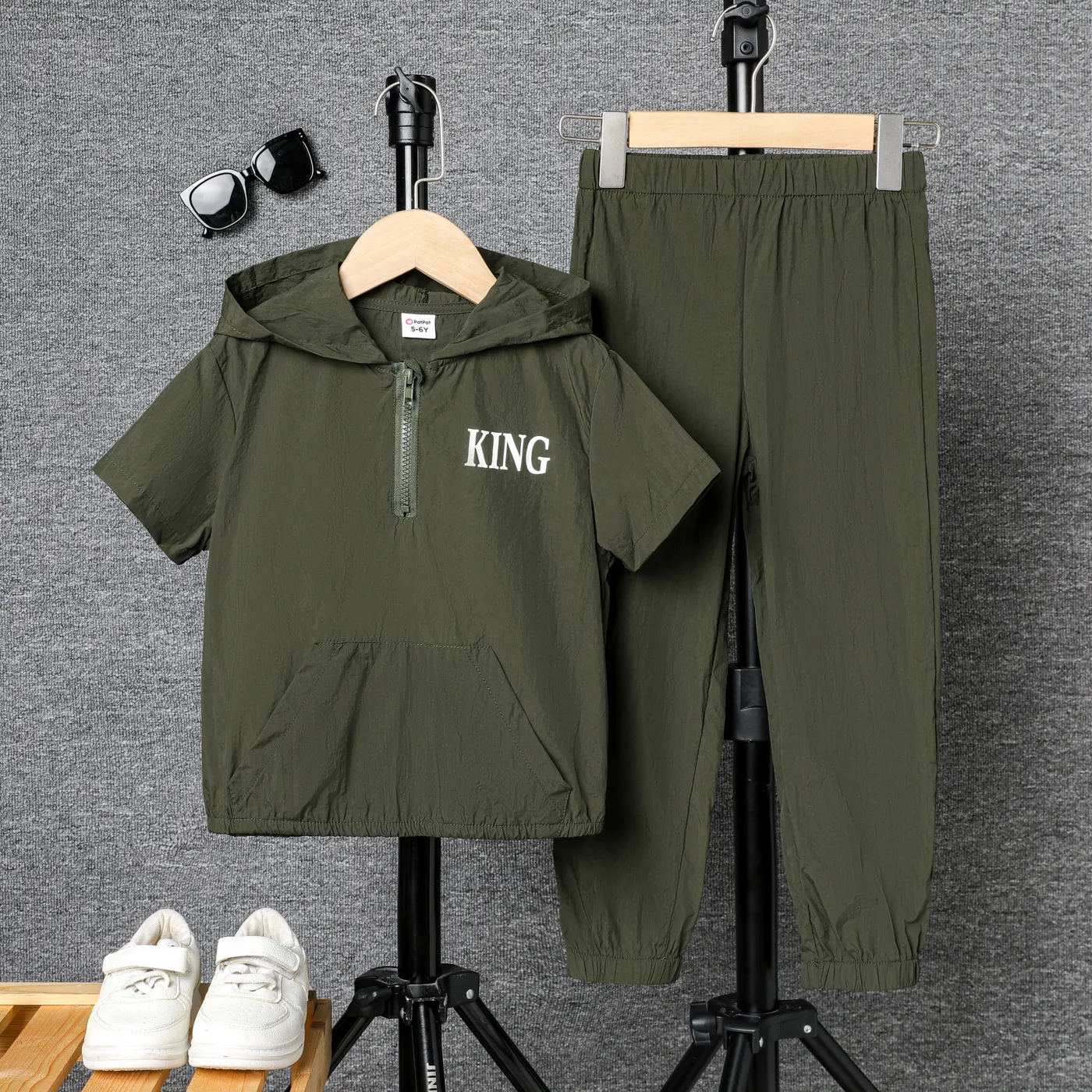 2pcs Kid Boy Letter Print Short-sleeve Sporty Hoodie and Pants Set   big image 1