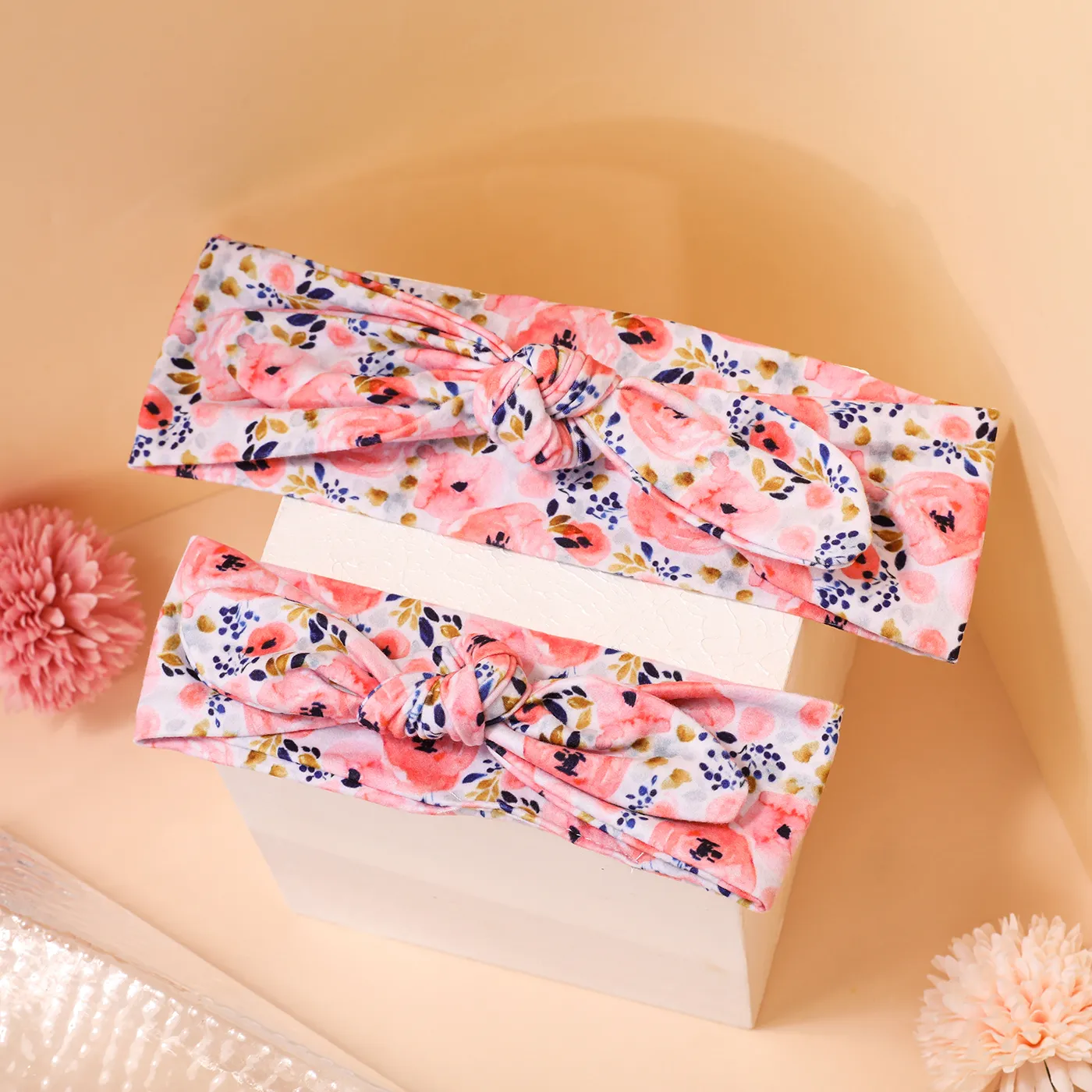 2-pack Allover Floral Print Knot Headbands for Mom and Me  image 3