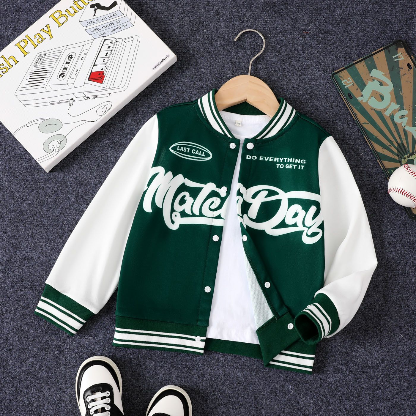 

Kid Boy Letters Print Buttons Front Long-sleeve Jacket