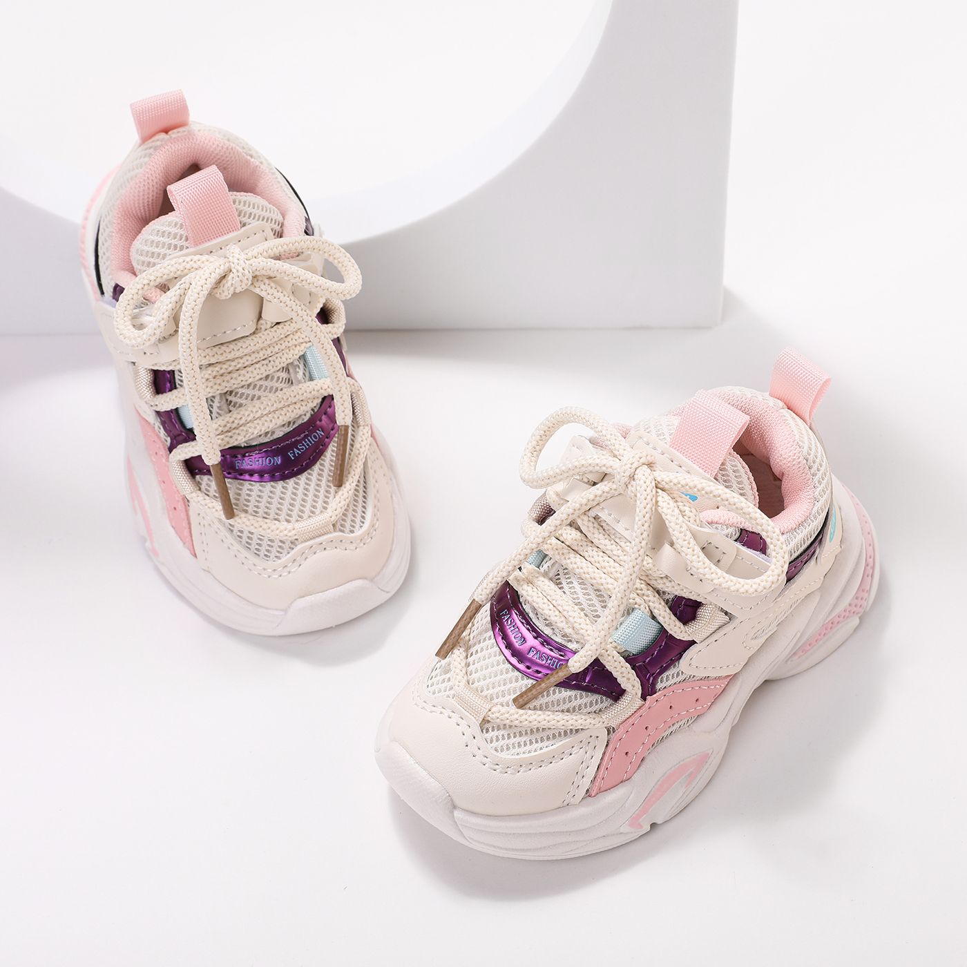 

Toddler/Kid Breathable Lace-up Sports Shoes