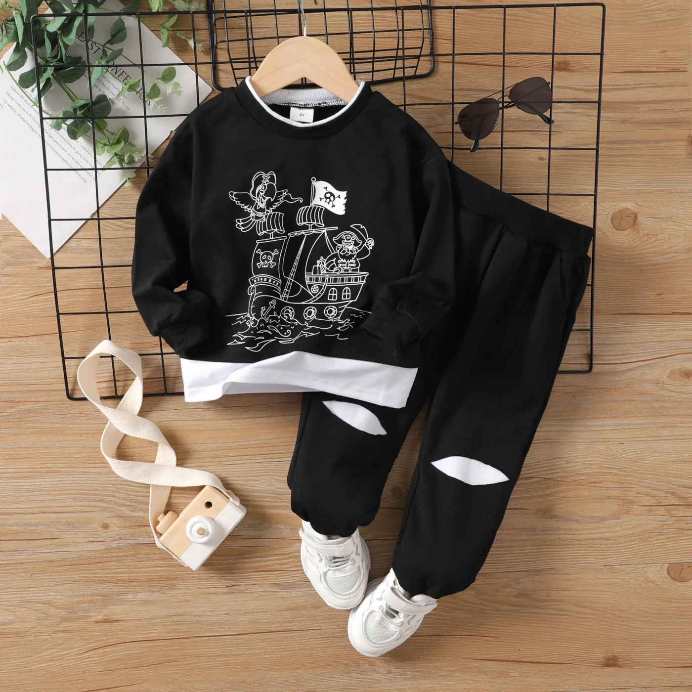 2pcs Toddler Boy Marine and Ship Element Faux Layered Set  big image 1