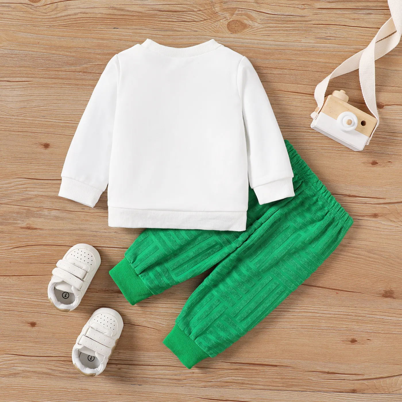 2pcs Baby Boy Avant-garde Bear Pattern Long Sleeve Set Green image 2