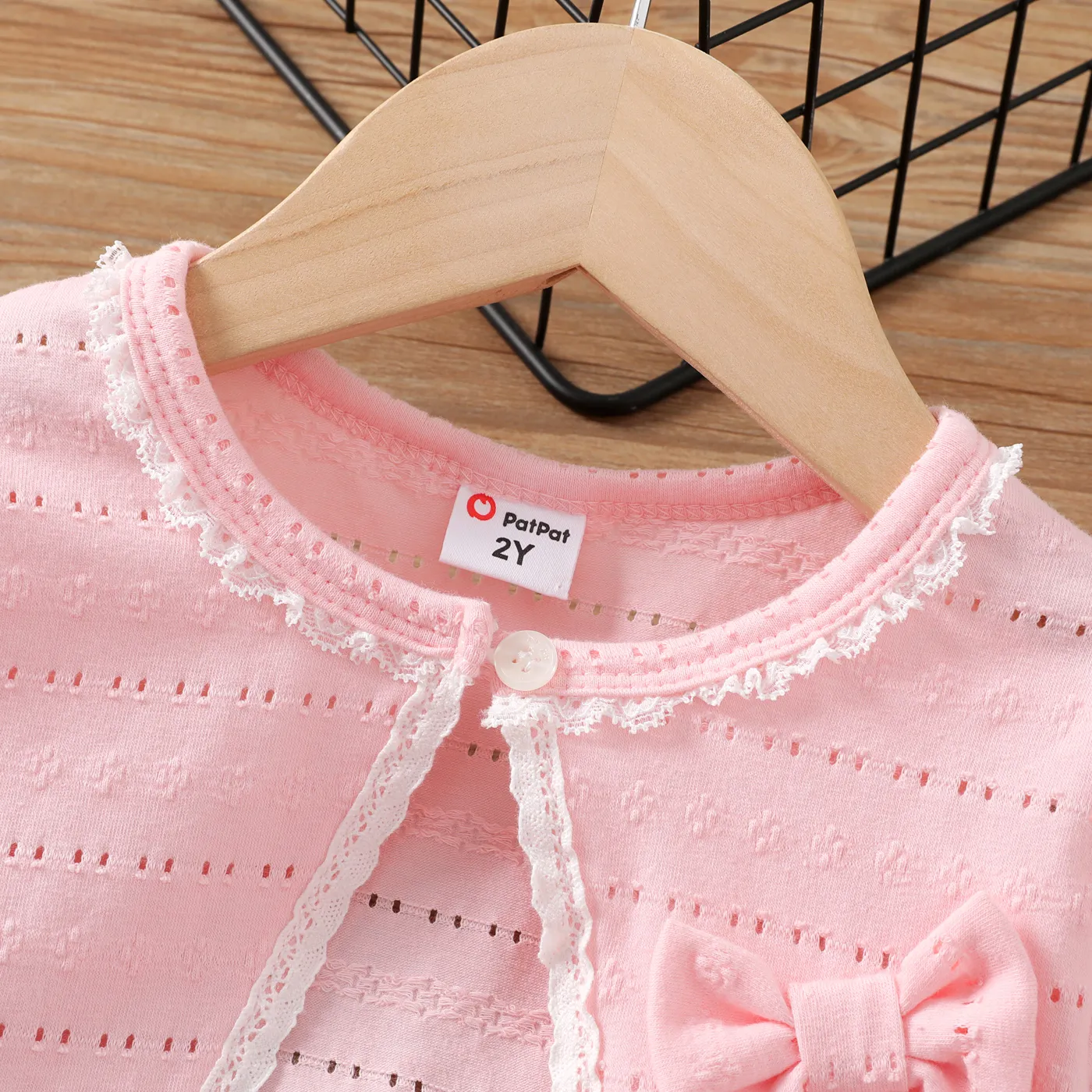 Toddler Girl Cotton Lace and Bow Tie Design Smock  image 3