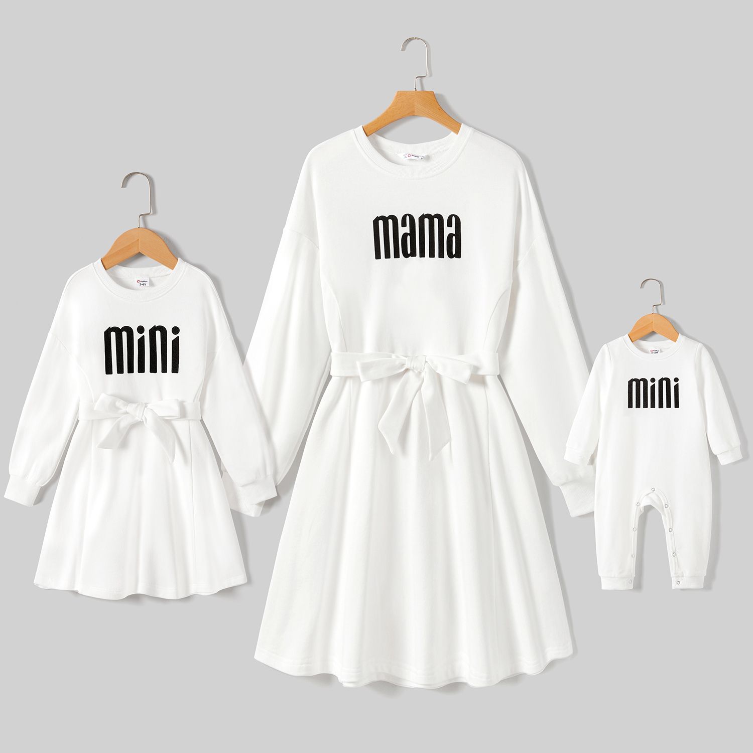 

Mommy and Me Letter Print White Long-sleeve Belted Dresses