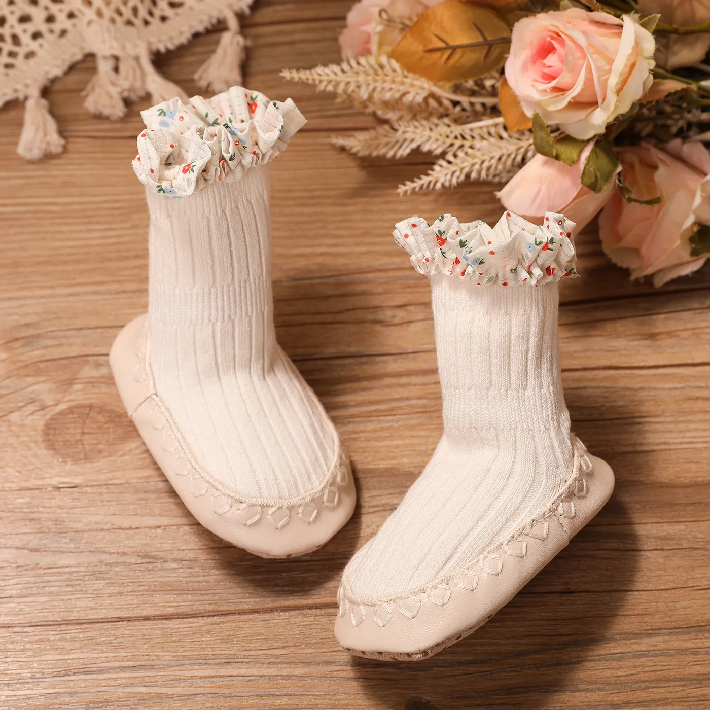Baby Floral Graphic Ruffle Floor Socks Beige