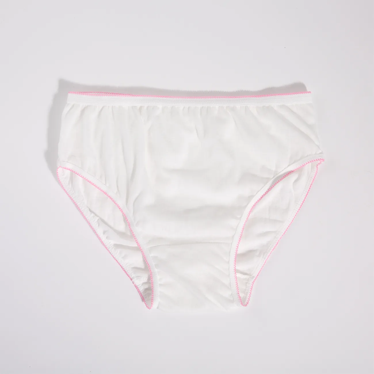 Disposable Cotton Maternity Underwear for Postpartum Recovery White image 3