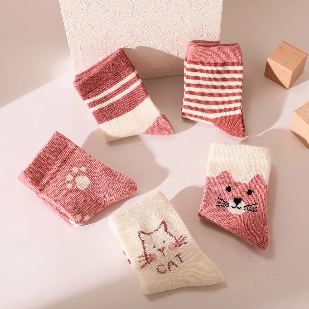 5 pares de calcetines de tubo de bordado Little Bear & Cat  Rosado big image 1