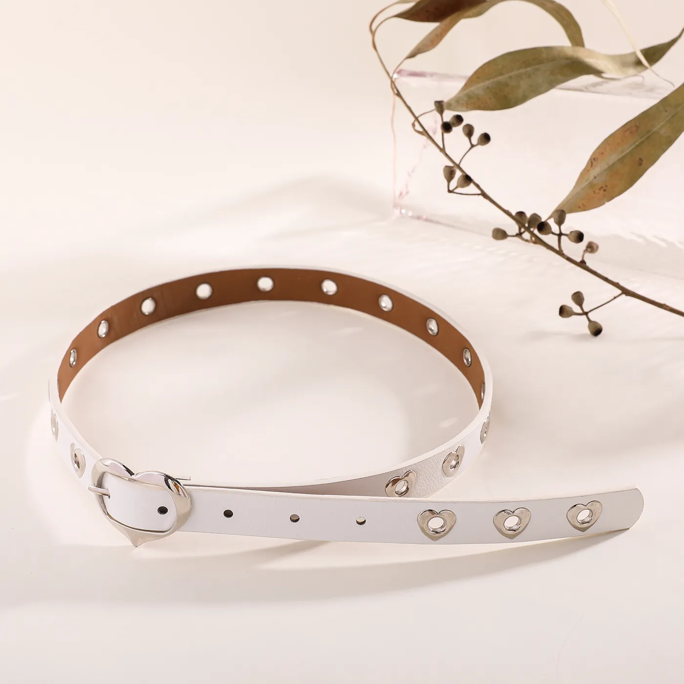 Kid Heart Eyelet Decor Heart Buckle Belt  image 2