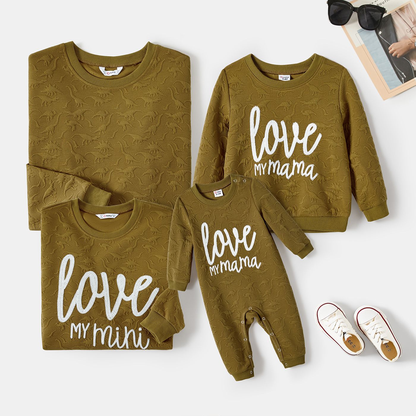 

Family Matching 3D Dinosaur Pattern Letters Print Long-sleeve Casual Tops